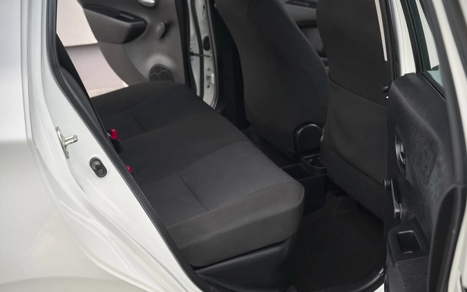 Toyota Yaris cena 41900 przebieg: 83985, rok produkcji 2012 z Ostróda małe 781